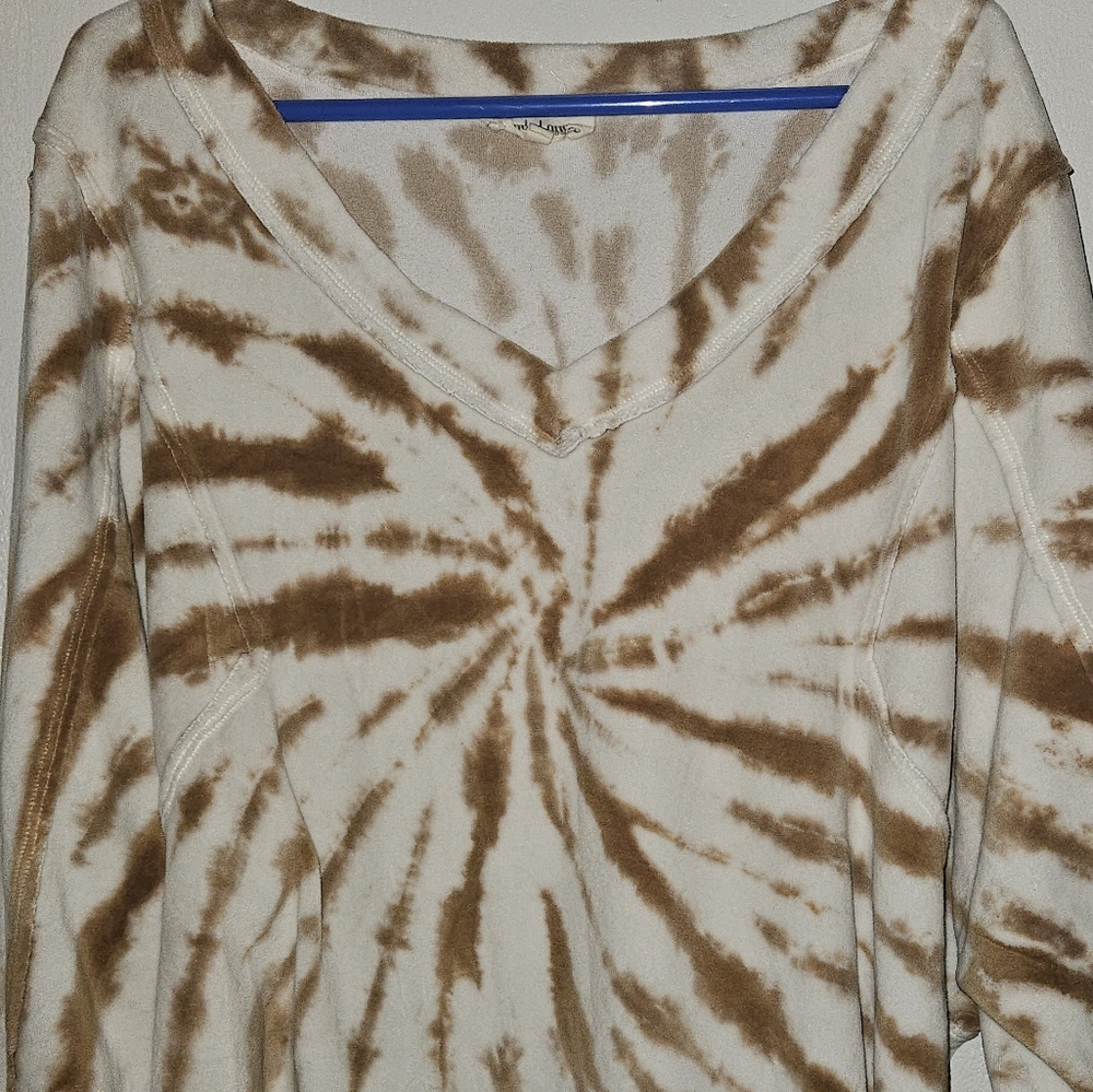 Peach Love Oversized V-Neck Tye Dye Sweat Shirt